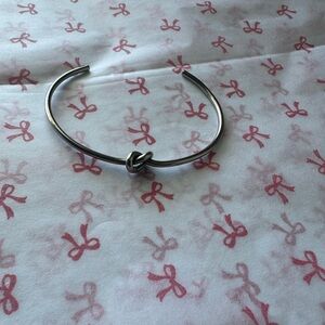 Stainless steel Silver Knot Bangle Bracelet